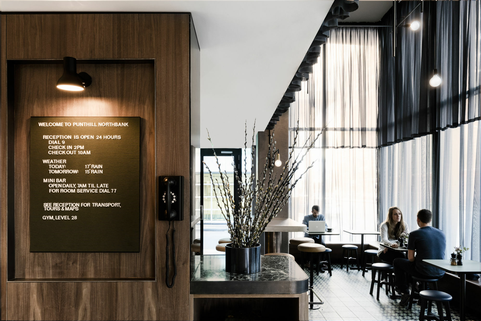 Punthill Northbank Aparthotel Melbourne Bagian luar foto